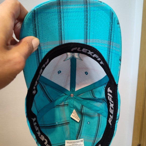 Excellent use condition Hurley hat - Picture 4 of 5
